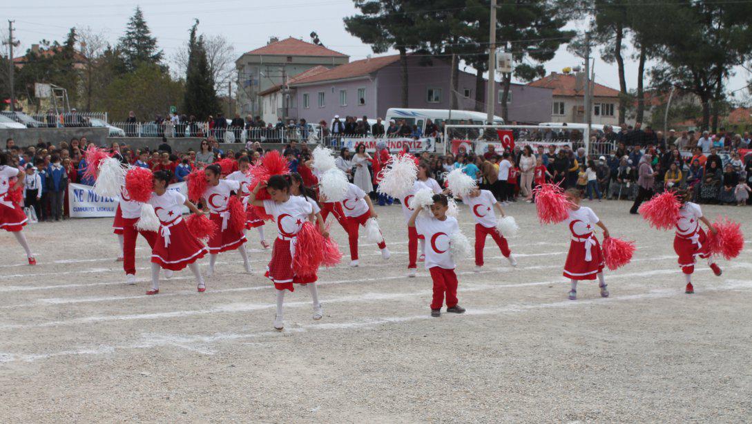 23 Nisan Ulusal Egemenlik ve Çocuk Bayramı Törenlerle Kutlandı.